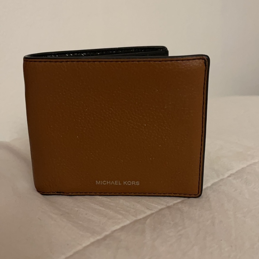 Michael Kors Men’s Harrison billfold wallet - Picture 4 of 4